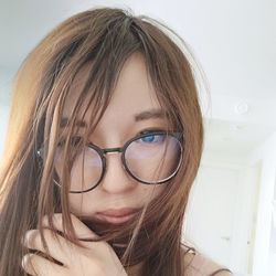 Close-up portrait of young woman