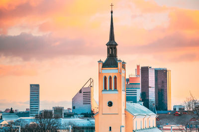 Buildings in city