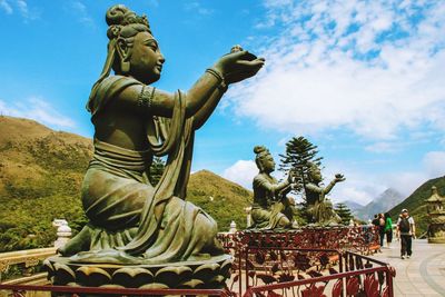 Statue against sky