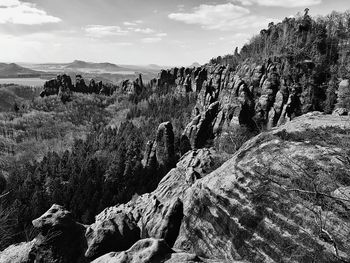 Black and white landscape photo of a mountain range