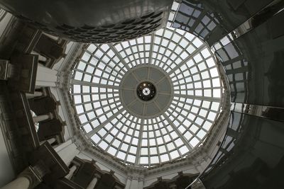 Low angle view of ceiling