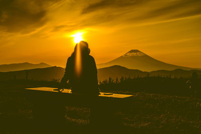 Silhouette and sunset view of mt fuji from hakone, kanagawa