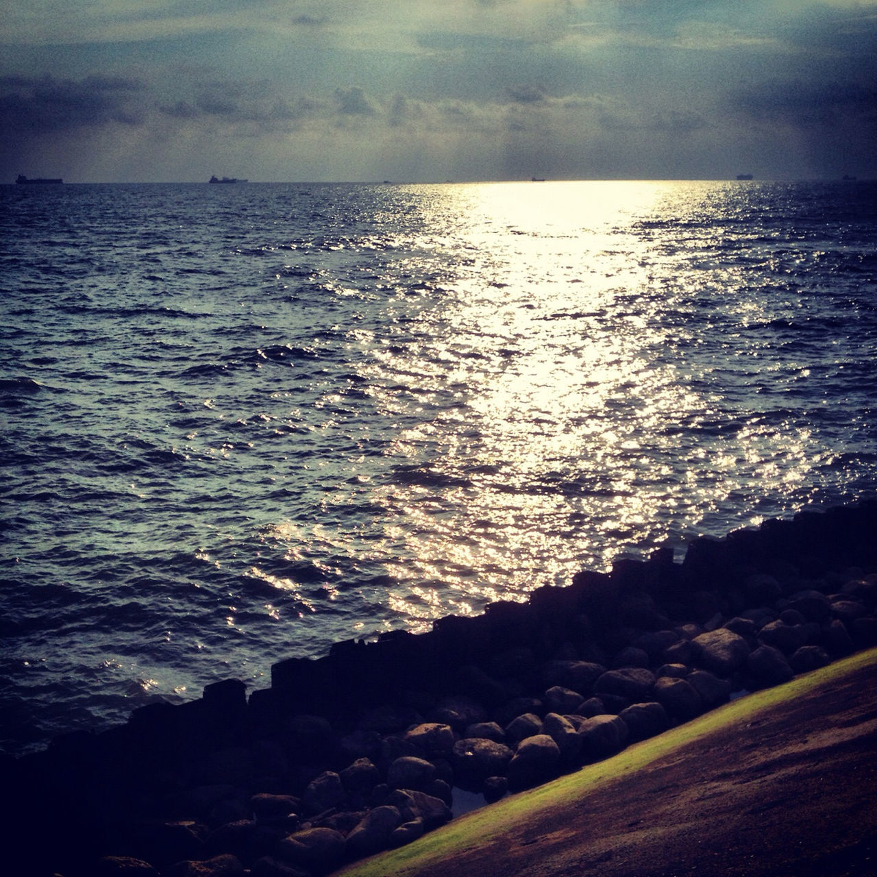 sea, water, horizon over water, tranquil scene, scenics, tranquility, sky, beauty in nature, nature, sunset, idyllic, cloud - sky, beach, shore, seascape, rippled, cloud, dusk, coastline, outdoors