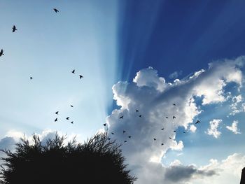 Sun rays shining through the clouds