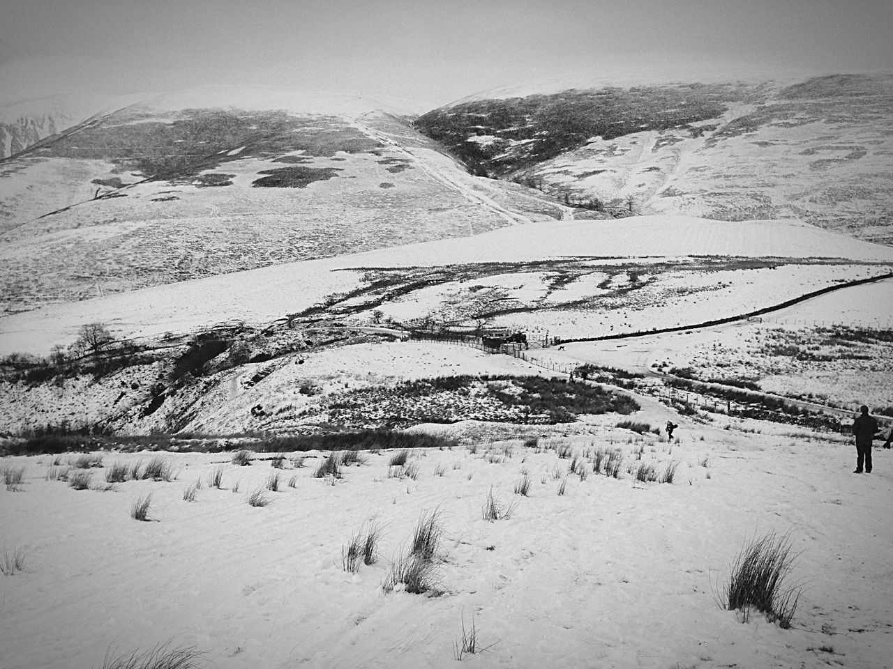 mountain, landscape, mountain range, tranquility, tranquil scene, snow, winter, scenics, nature, cold temperature, beauty in nature, non-urban scene, sky, day, remote, outdoors, arid climate, incidental people, desert