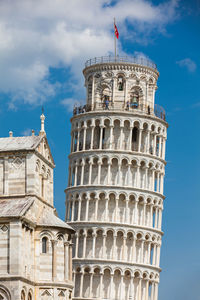 Primatial metropolitan cathedral of the assumption of mary and the leaning tower of pisa