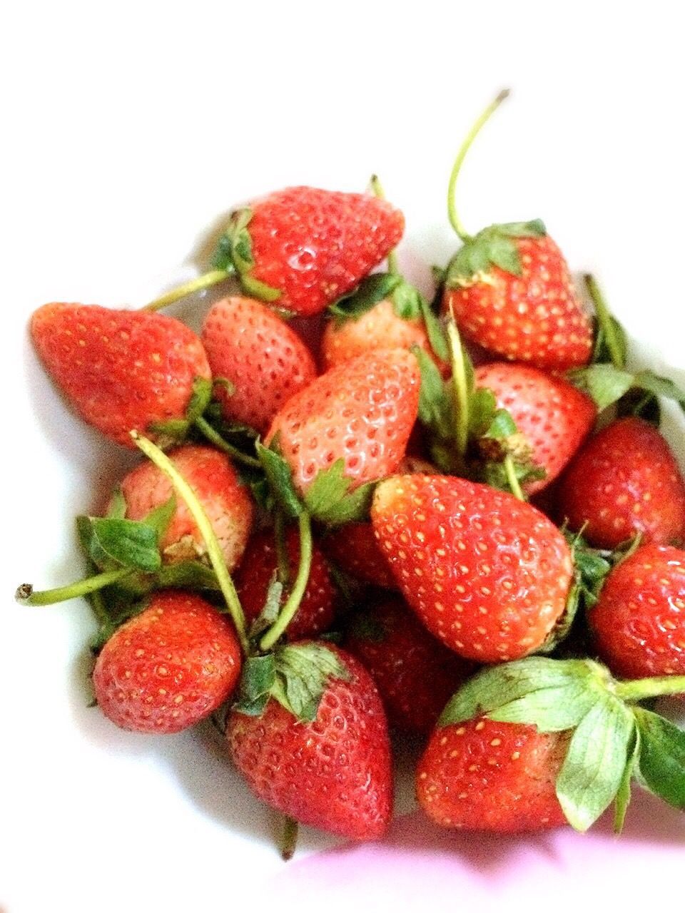 food and drink, food, red, fruit, healthy eating, freshness, strawberry, white background, studio shot, indoors, still life, close-up, berry fruit, ripe, juicy, organic, raspberry, berry, no people, cherry