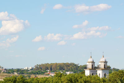 View of cathedral against sky