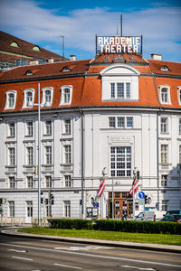 Vienna akademie theater against sky