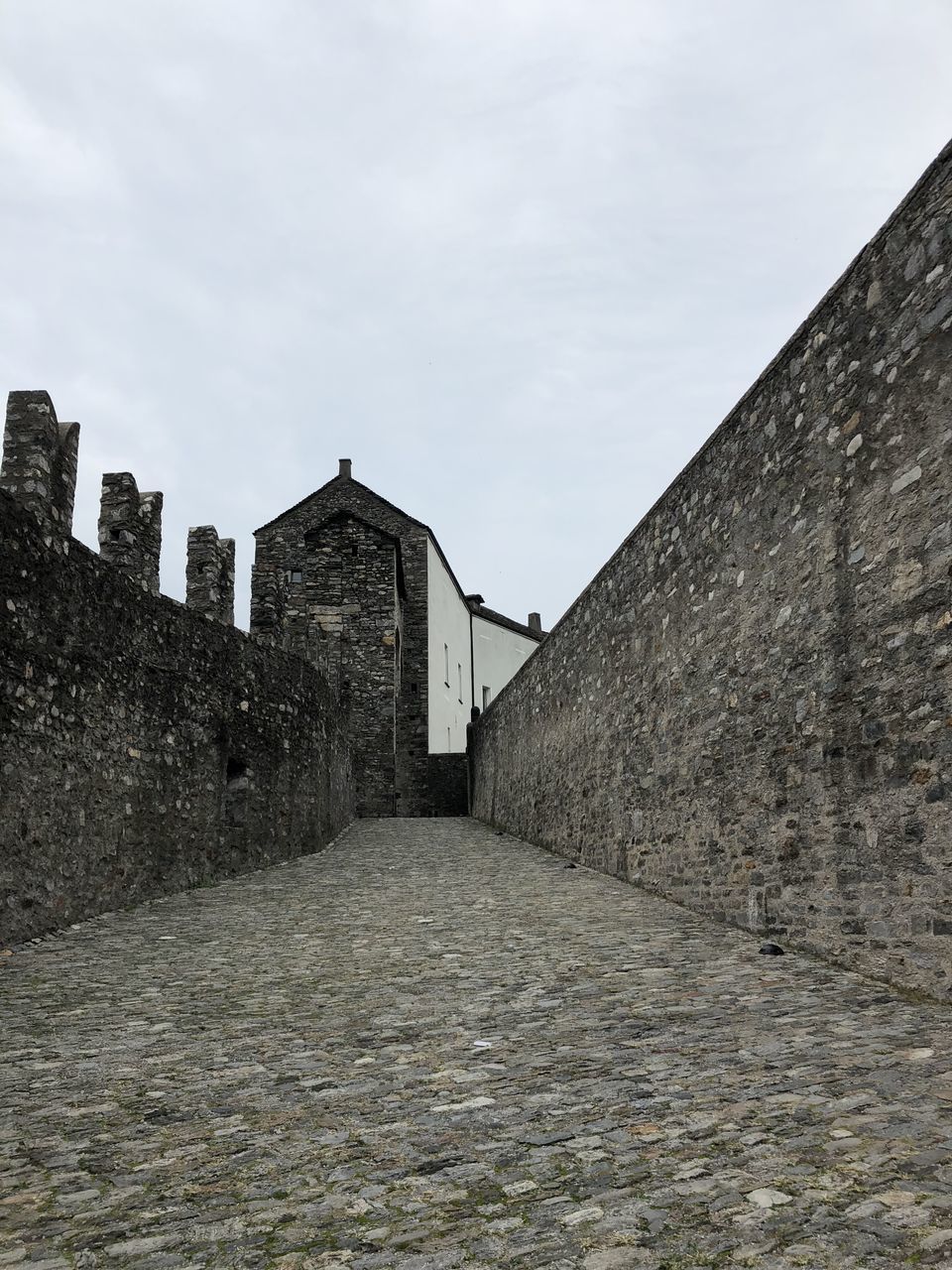 VIEW OF FORT AGAINST SKY