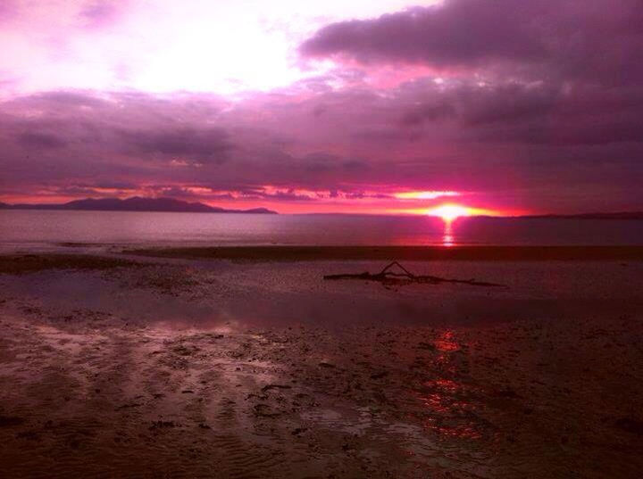 sunset, water, sky, sea, scenics, cloud - sky, tranquil scene, beauty in nature, horizon over water, tranquility, sun, beach, orange color, cloudy, nature, idyllic, dramatic sky, reflection, cloud, shore