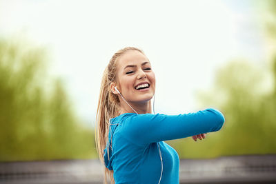 Portrait of a smiling young woman