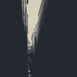 Narrow alley in city