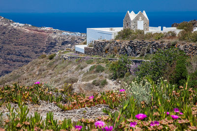 Walking trail number 9 between the cities of fira and oia in the santorini island
