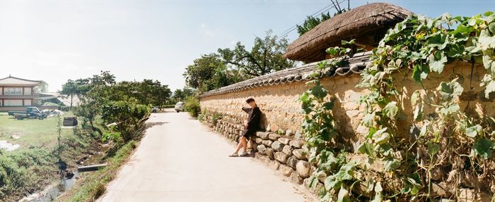 Walkway along built structures