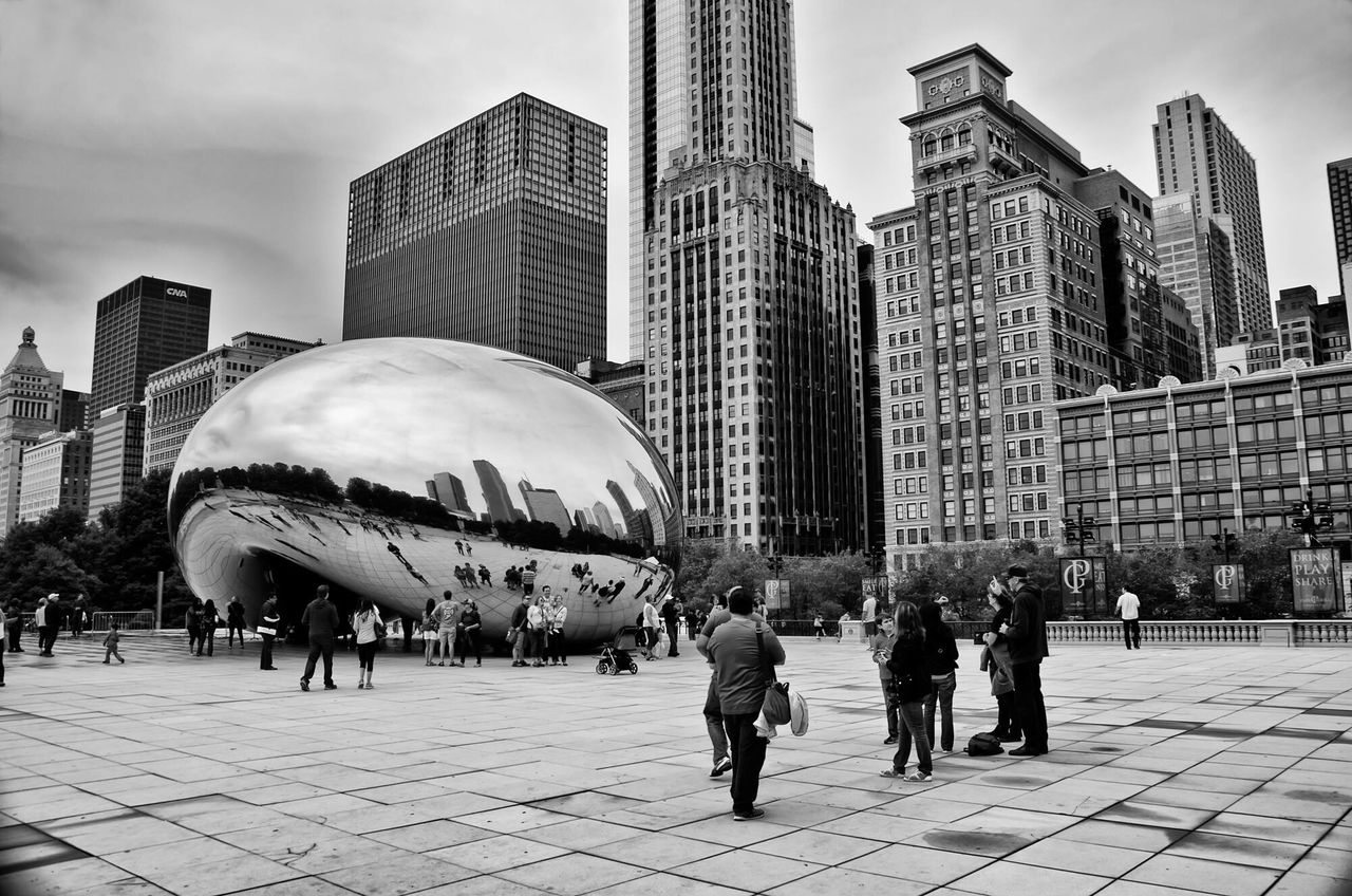 building exterior, architecture, built structure, city, large group of people, men, person, city life, sky, lifestyles, famous place, leisure activity, street, travel destinations, capital cities, tourism, town square, international landmark, travel