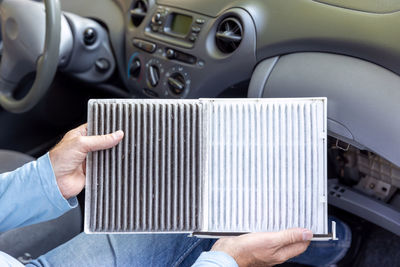 Dirty and clean cabin pollen air filter for a car