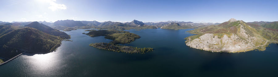 Porma reservoir in panoramic view