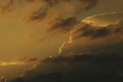 Low angle view of cloudy sky