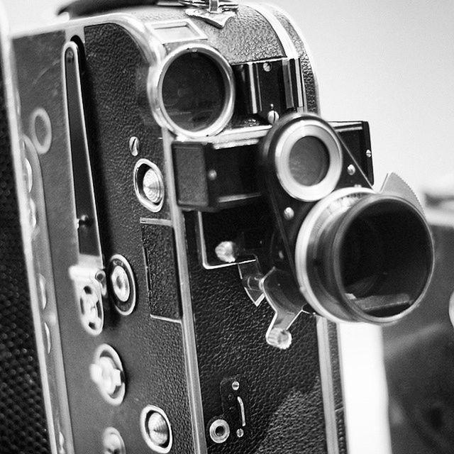 close-up, metal, indoors, technology, still life, old-fashioned, equipment, retro styled, metallic, focus on foreground, no people, machinery, selective focus, camera - photographic equipment, antique, old, man made object, machine part, vintage, industry