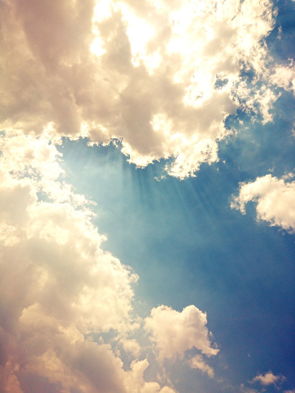 sky, cloud - sky, beauty in nature, nature, backgrounds, no people, low angle view, scenics, dramatic sky, heaven, abstract, outdoors, day