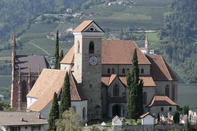 Panoramic view of buildings and houses in city