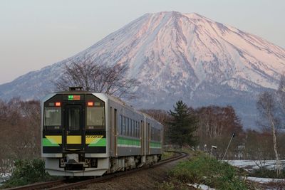 Mt. yotei of abendrot and h100 local train