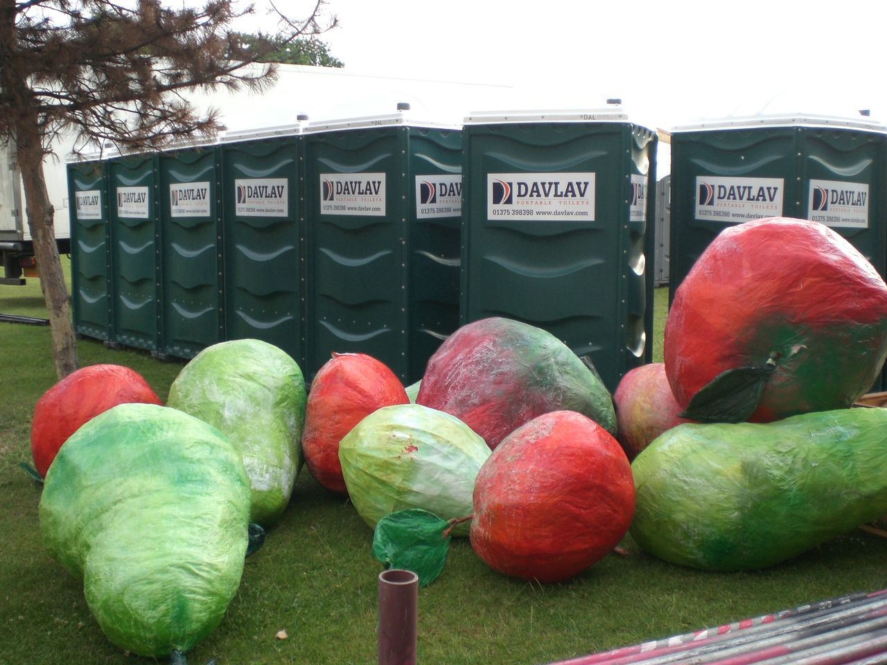 watermelon, healthy eating, food, food and drink, produce, wellbeing, melon, plant, freshness, no people, fruit, day, green, vegetable, red, nature, outdoors, large group of objects, container