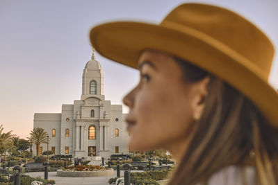 Young tourists exploring temple of the church of jesus christ of latter-day saints, lds church