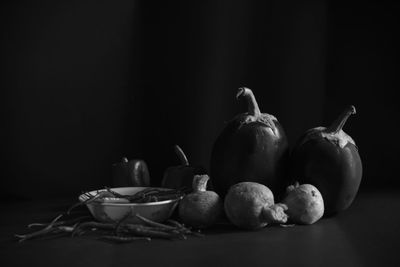 Close-up of fruits in bowl