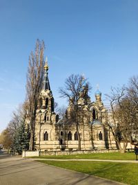 View of temple building against sky