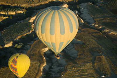 Illuminated hot air balloon 