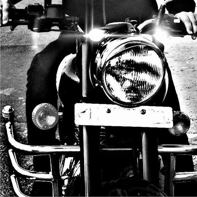 metal, close-up, indoors, old-fashioned, equipment, technology, still life, retro styled, machinery, metallic, machine part, no people, focus on foreground, high angle view, day, part of, old, industry, land vehicle, antique