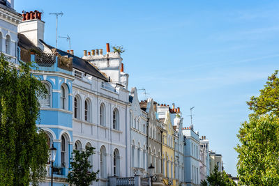 Colourful english victorian houses in notting hill, in kensington and chelsea