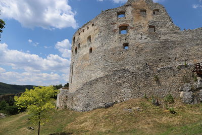 Old ruins against sky