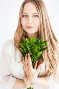 Portrait of a smiling young woman