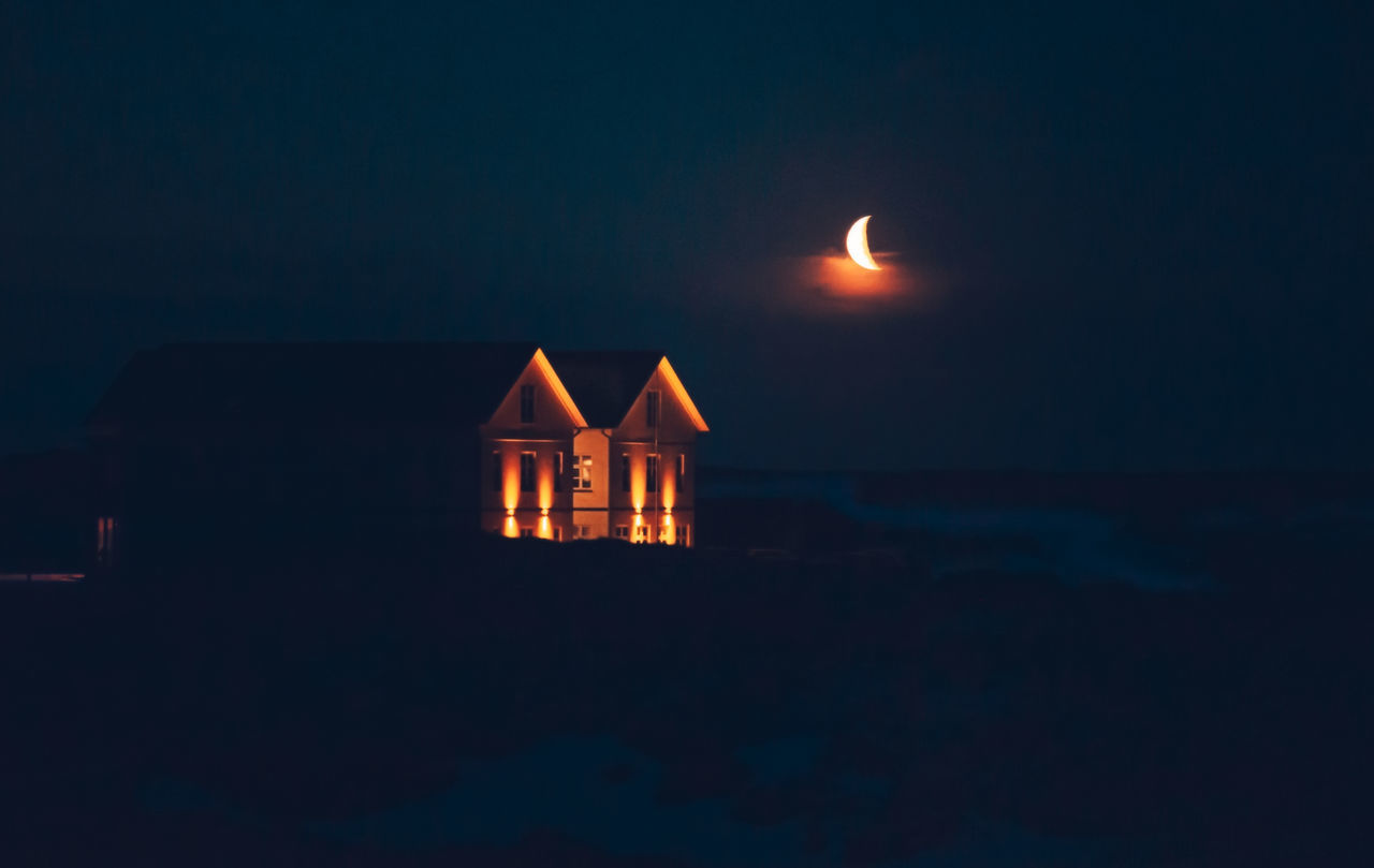 architecture, sky, built structure, building exterior, night, house, building, no people, darkness, nature, light, illuminated, moon, copy space, residential district, evening, hut, dusk, outdoors, beauty in nature, scenics - nature