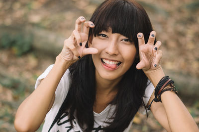 Portrait of a smiling young woman