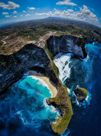 Fish-eye lens of cliff by sea