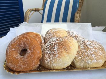 Close-up of bread in plate on table