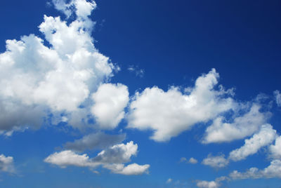 Low angle view of cloudy sky