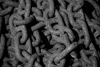 Full frame shot of rusty metal chain