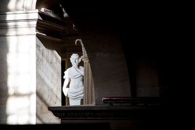 Statue in blenheim palace