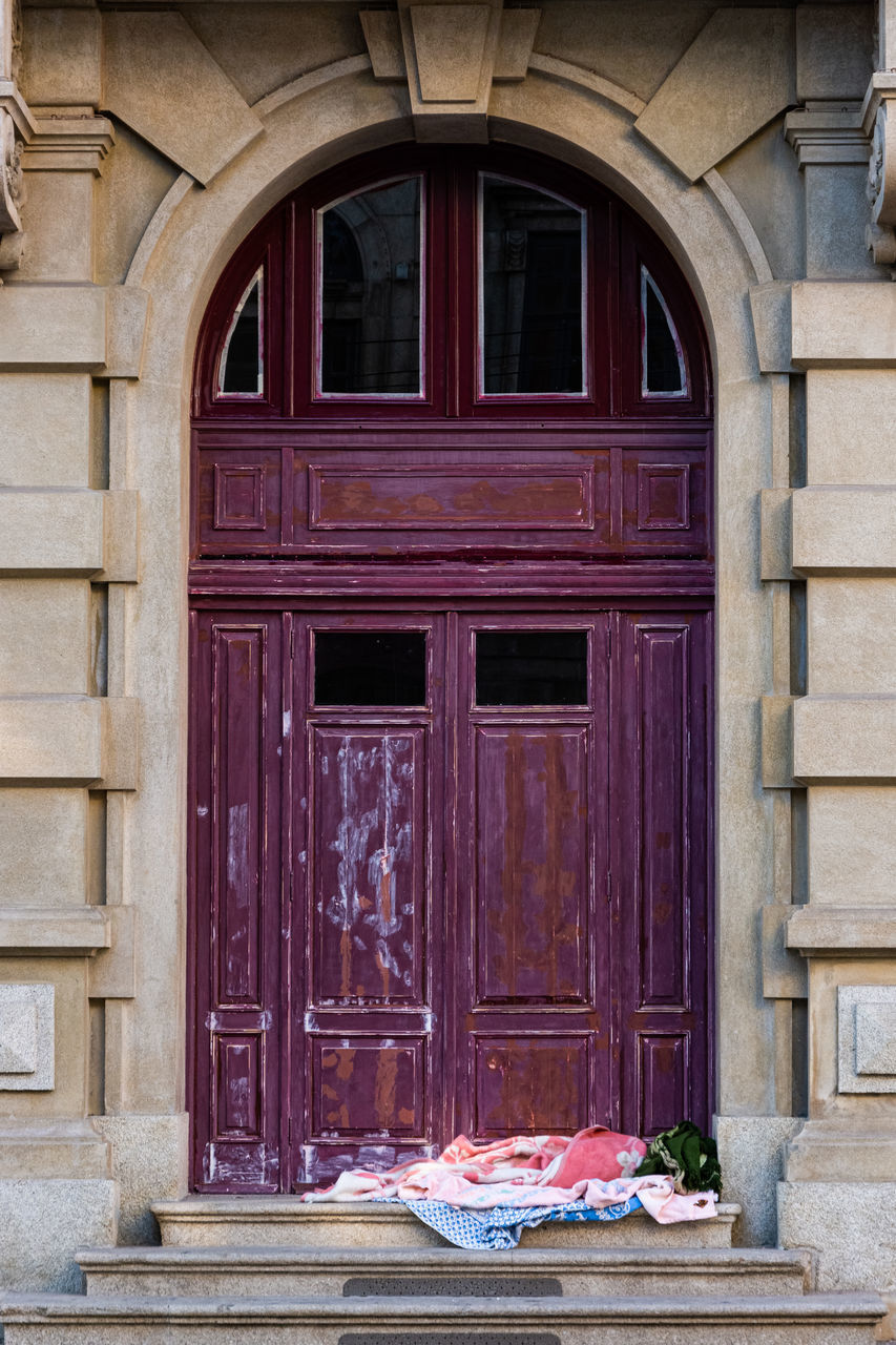 ENTRANCE OF BUILDING