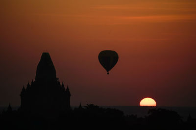 Sunrise at bagan