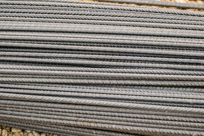 Reinforcing bars made of hot-rolled steel for the reinforcement of concrete structures