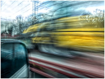 Blurred motion of blurred motion