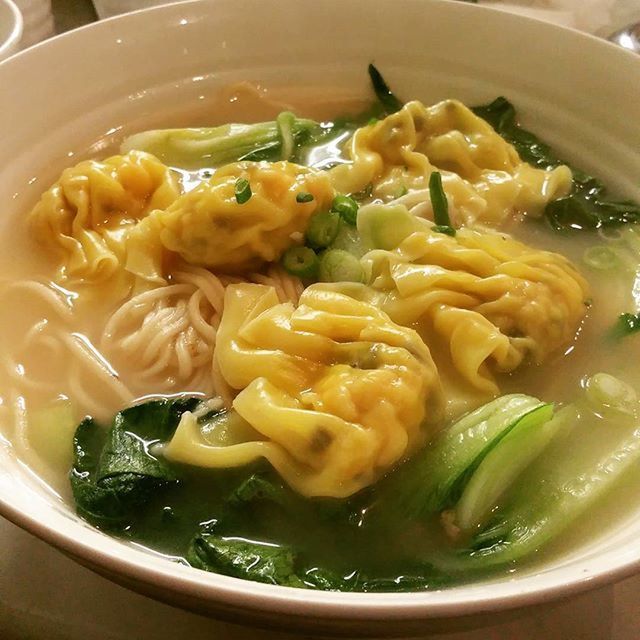 Dumplingsnoodlesoup