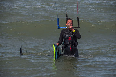 Man scuba in sea