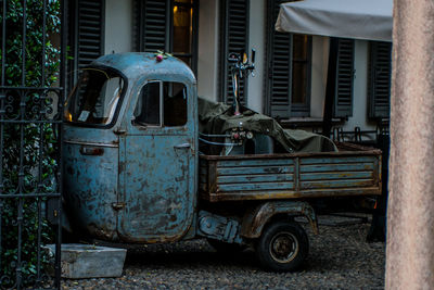 View of abandoned car